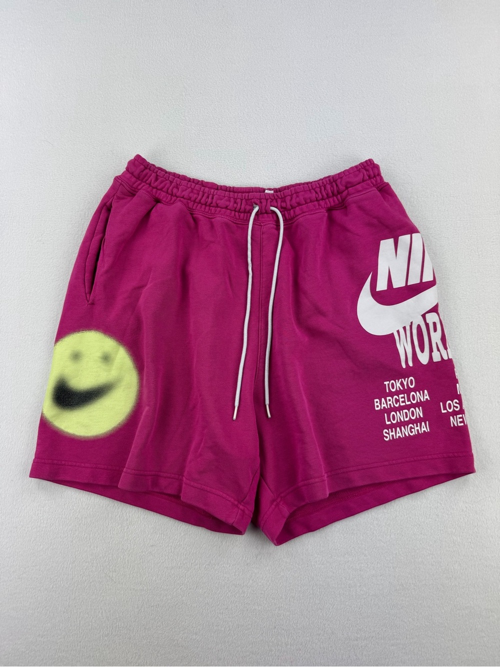 Nike Sportswear World Tour French Terry Shorts Fireberry Pink Mens Size XXL